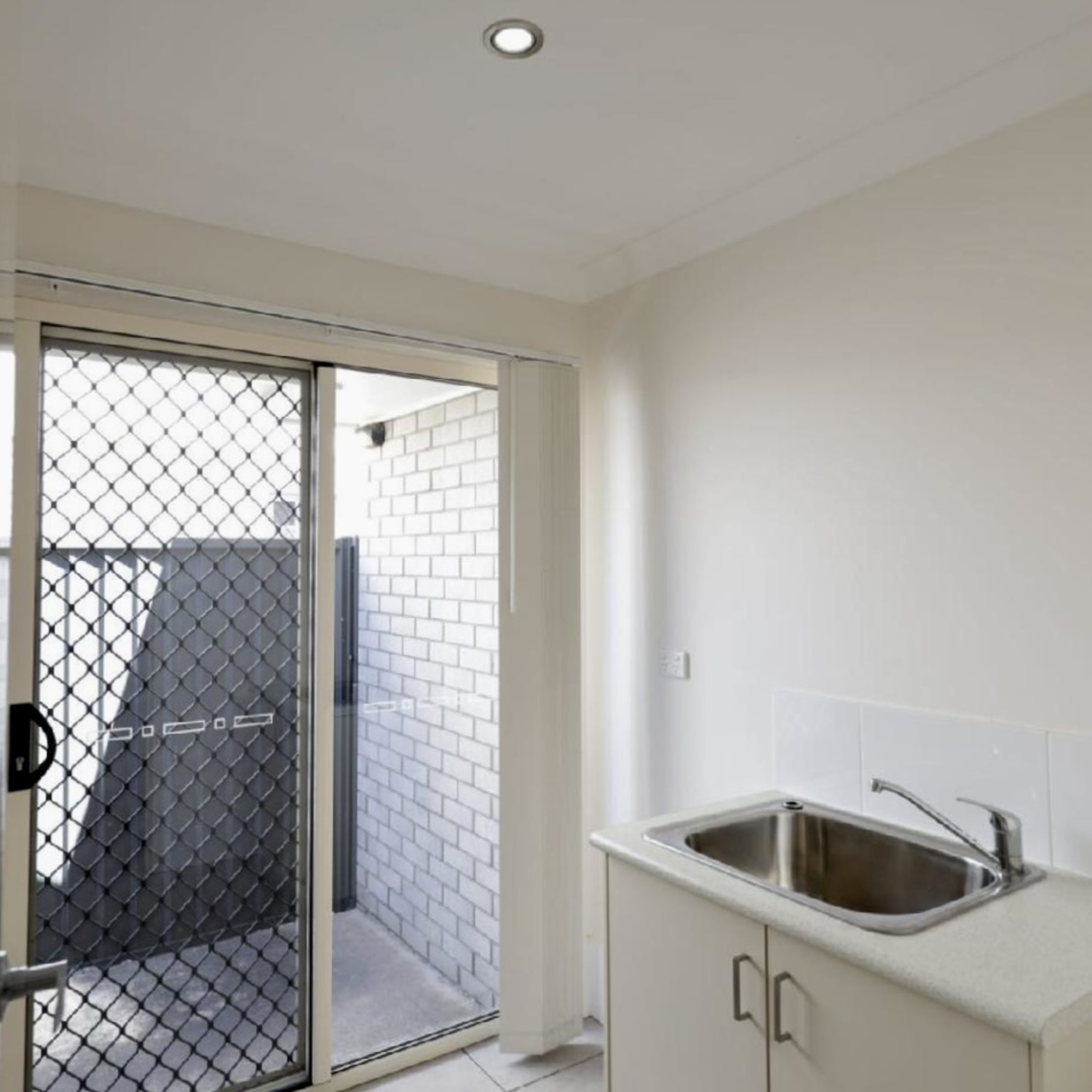 3 RAVEN Crescent, Moranbah Sold by Infinity Property Specialists - image 7