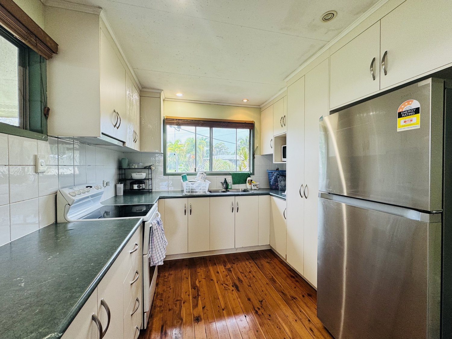 12 MUNRO Street, Moranbah Sold by Infinity Property Specialists - image 3
