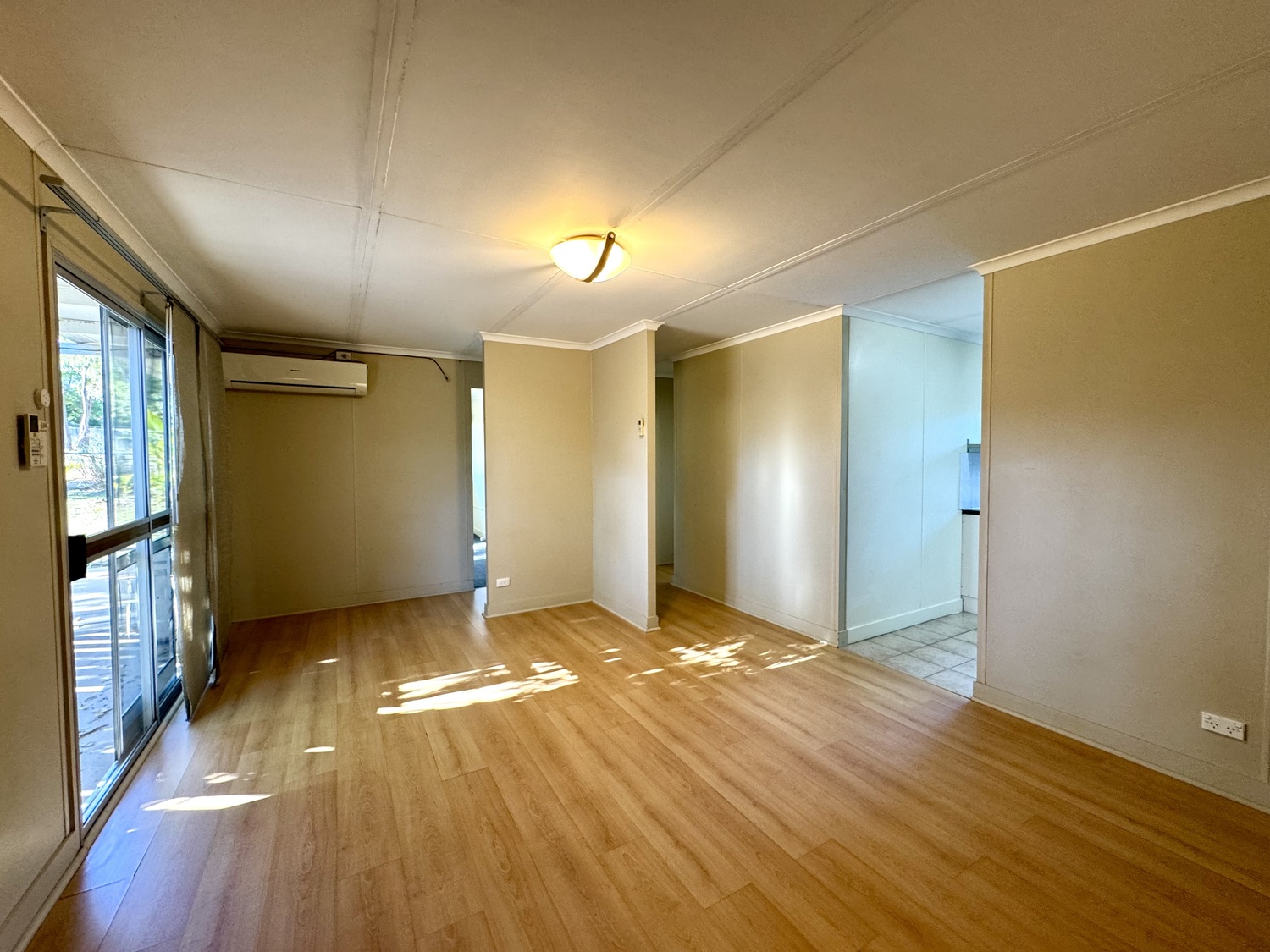 1 & 2/8 RENIER Crescent, Moranbah Sold by Infinity Property Specialists - image 4