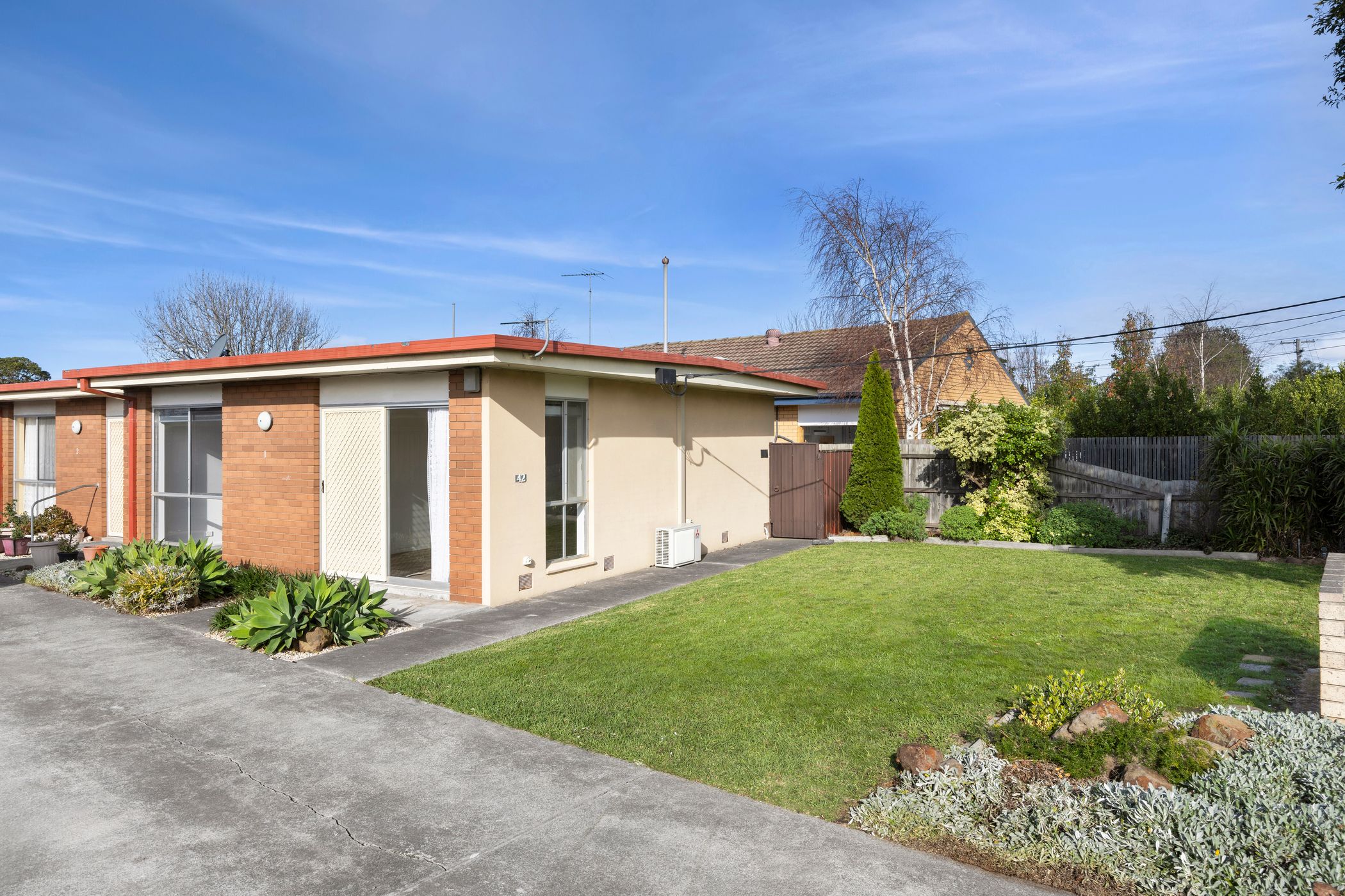 Rental properties & online application form