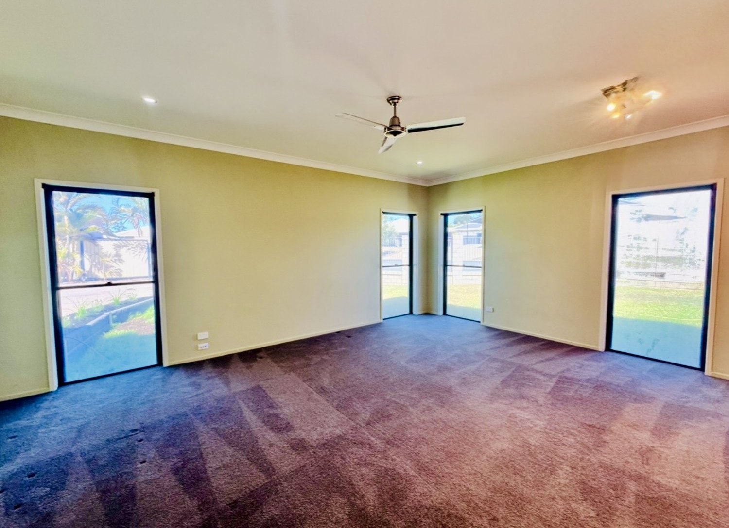 25 MACPHERSON Street, Moranbah For Sale by Infinity Property Specialists - image 8