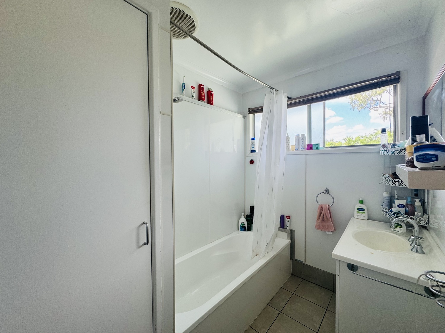 9 SHANNON Drive, Moranbah Sold by Infinity Property Specialists - image 9