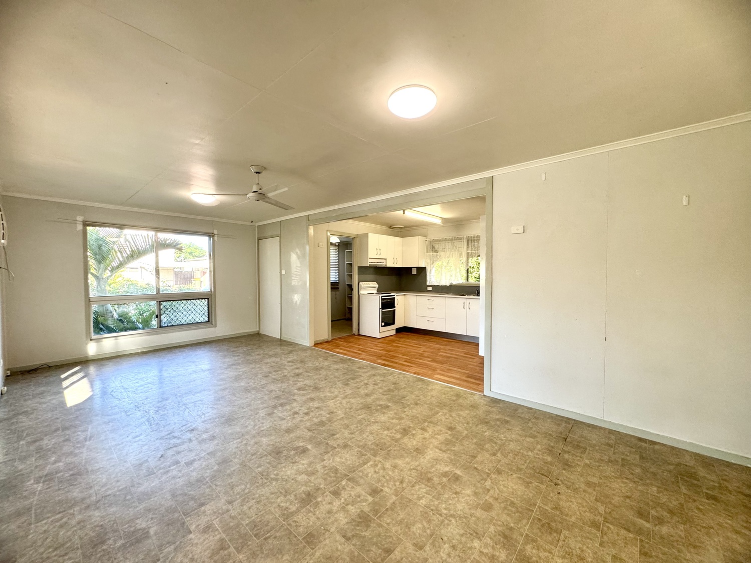 12 MACARTHUR Street, Moranbah Sold by Infinity Property Specialists - image 6