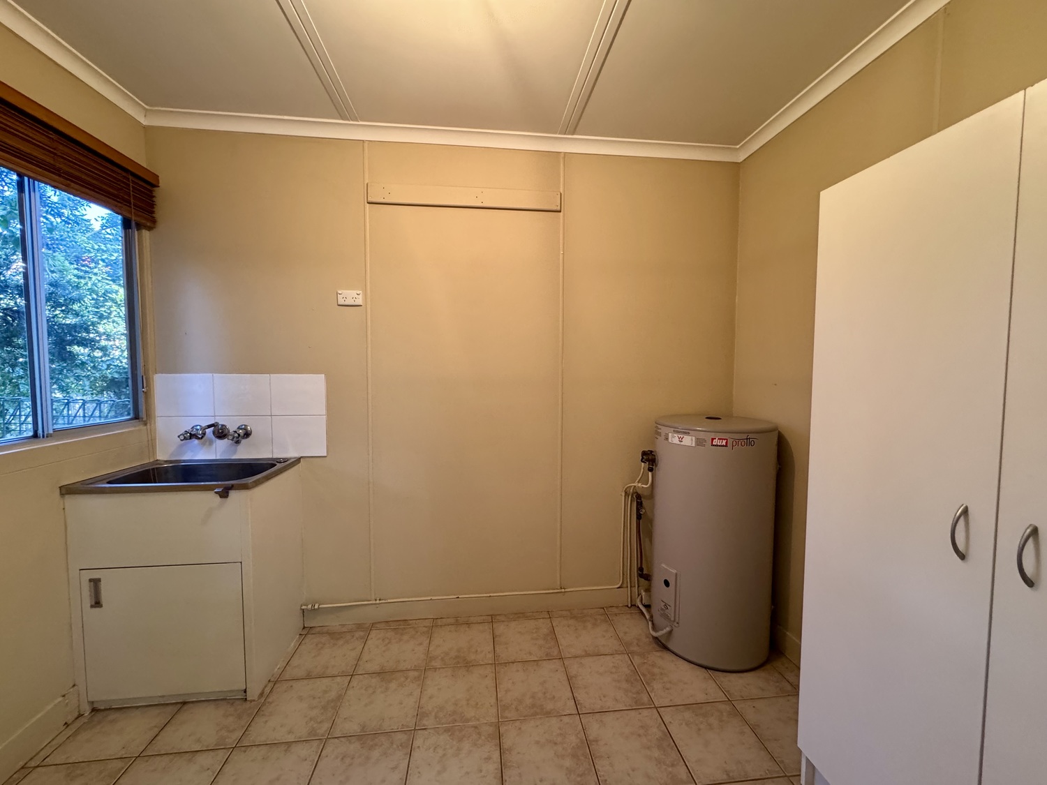 1 & 2/8 RENIER Crescent, Moranbah Sold by Infinity Property Specialists - image 11
