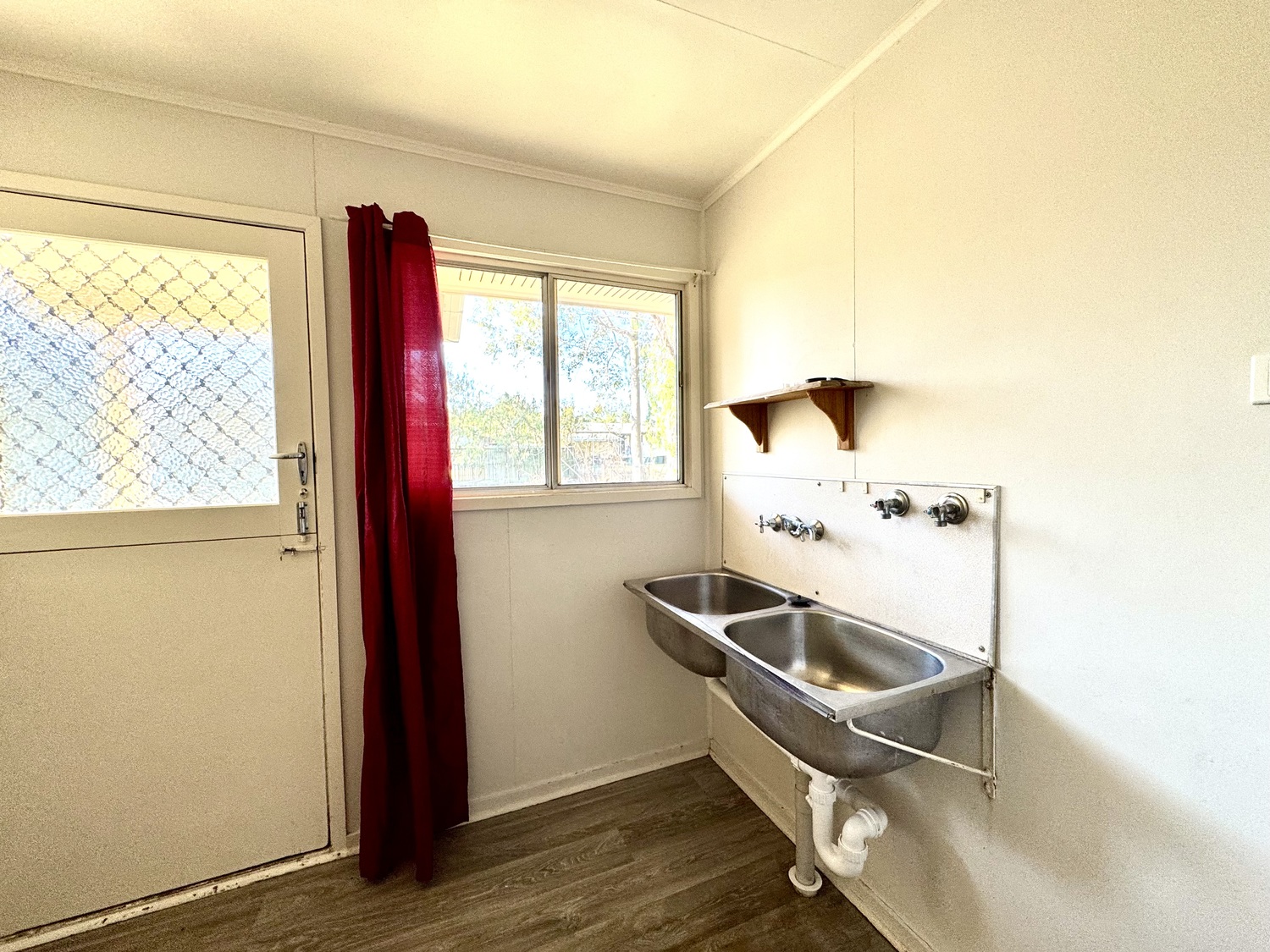 12 LESLIE Drive, Moranbah Sold by Infinity Property Specialists - image 11