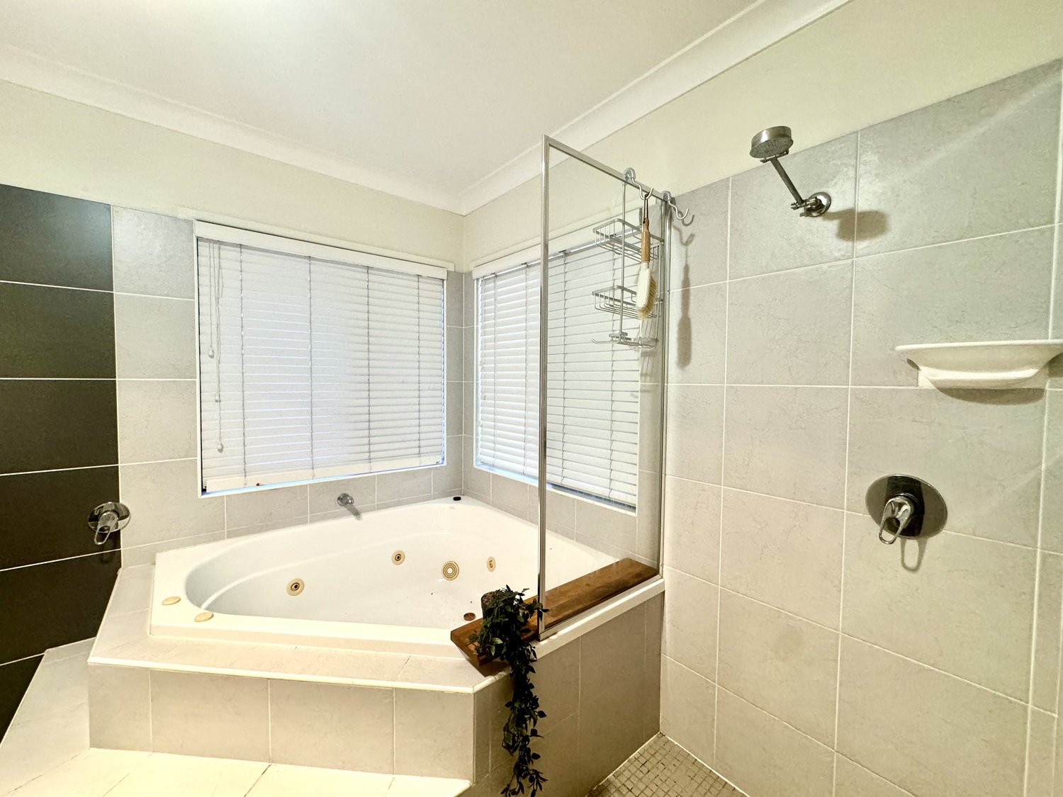 24 MACPHERSON Street, Moranbah Sold by Infinity Property Specialists - image 19