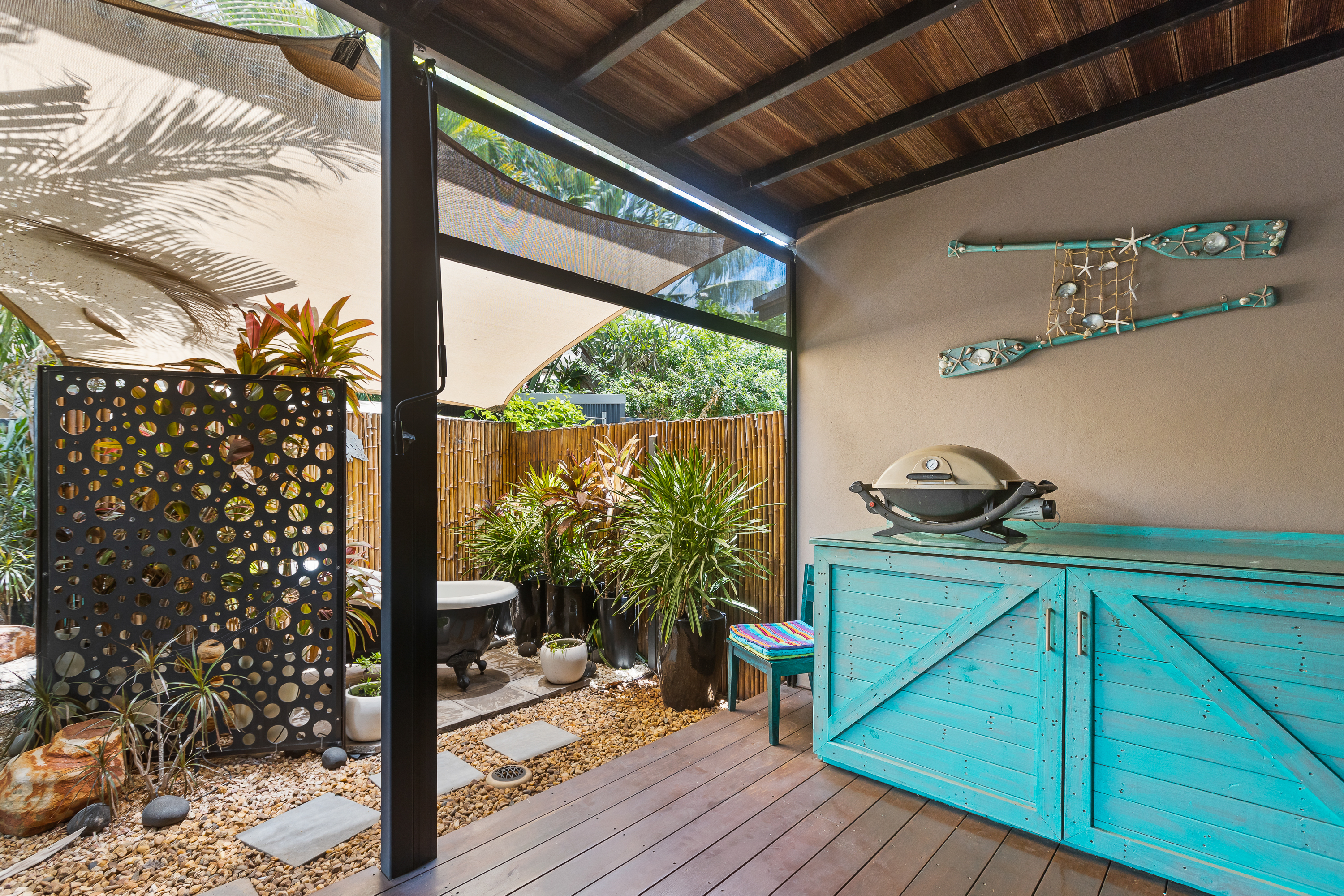 Fully Furnished Coastal Retreat Opposite Cable Beach
