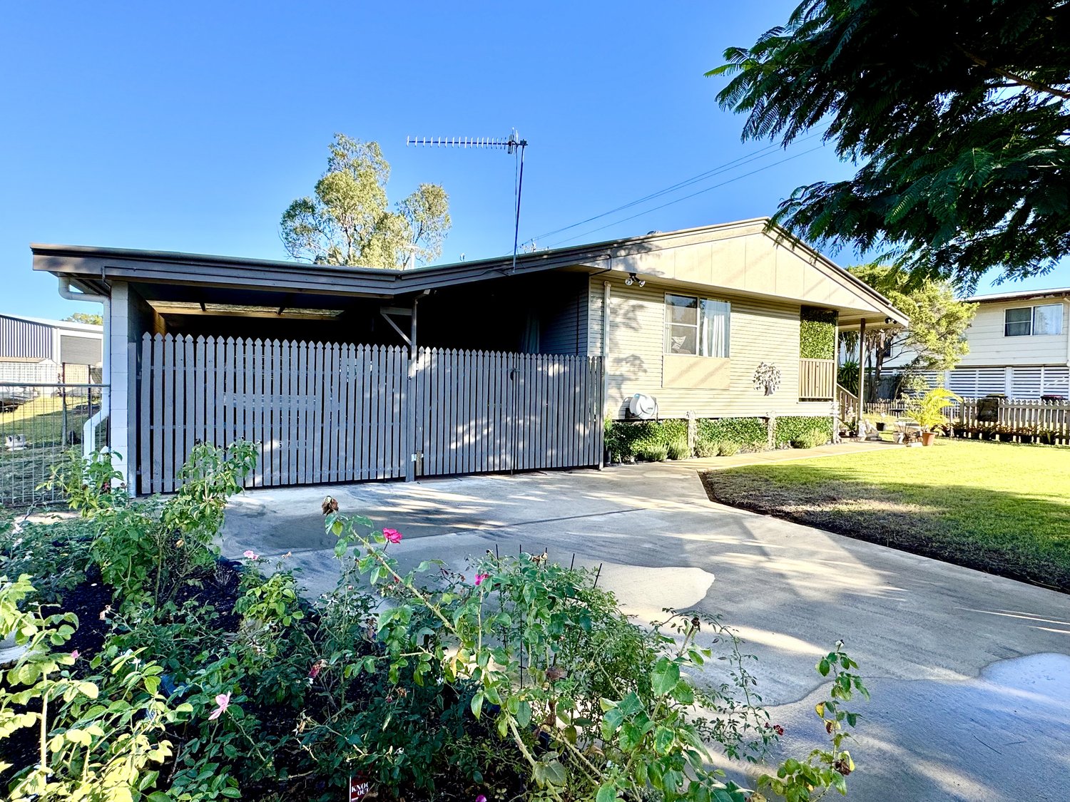 36 FORREST Drive, Moranbah For Lease by Infinity Property Specialists