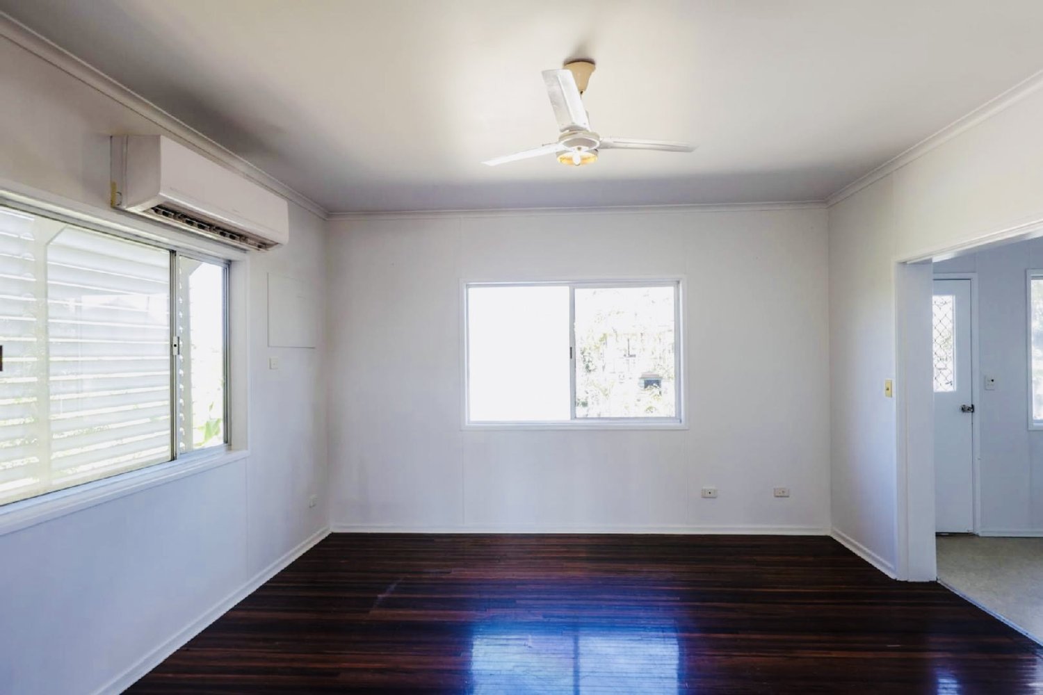 10 FLIGHT Drive, Moranbah For Sale by Infinity Property Specialists - image 5
