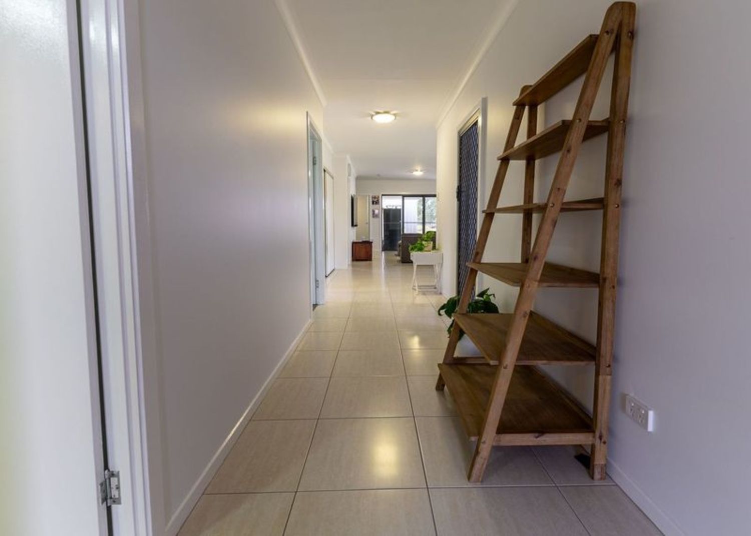 38 LAMBERT Drive, Moranbah Sold by Infinity Property Specialists - image 5