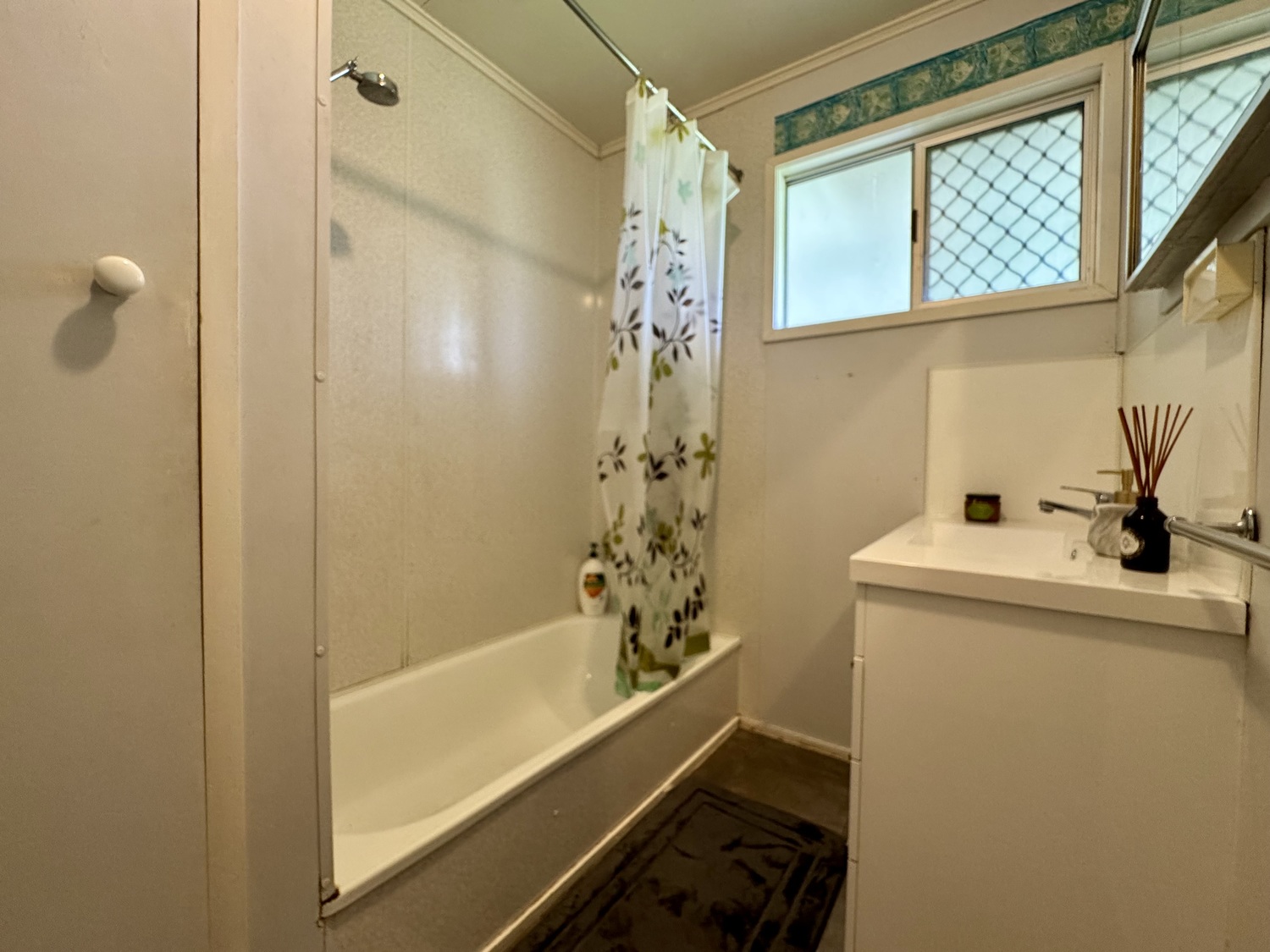 25 FLINDERS Drive, Moranbah Sold by Infinity Property Specialists - image 12