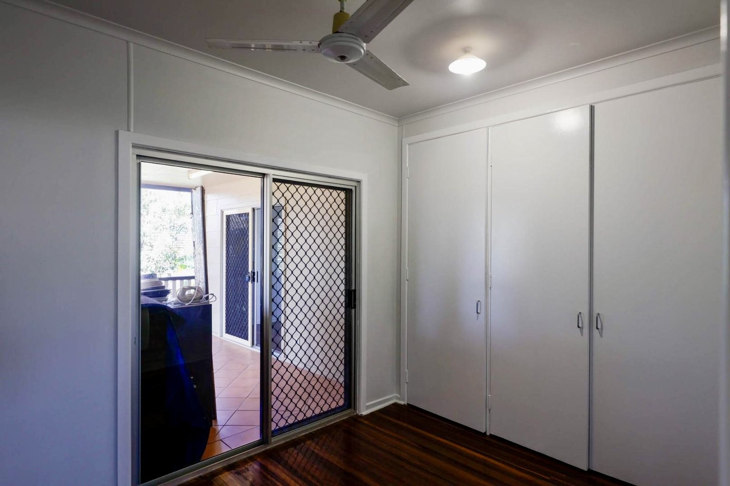 10 FLIGHT Drive, Moranbah For Sale by Infinity Property Specialists - image 9