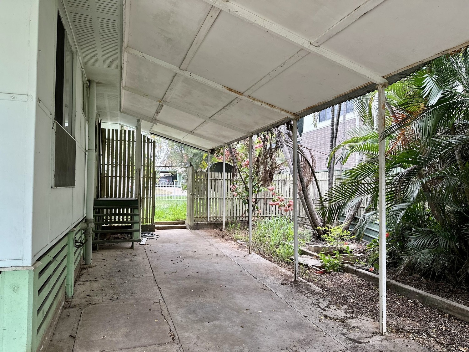 3 LESLIE Drive, Moranbah Sold by Infinity Property Specialists - image 4