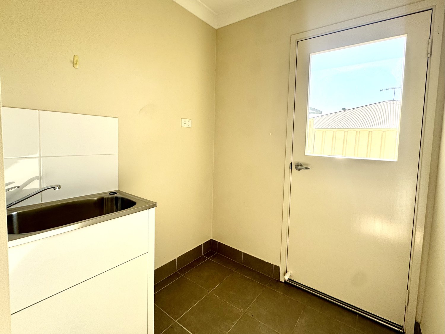1 /55 HANNAY Street, Moranbah For Sale by Infinity Property Specialists - image 13