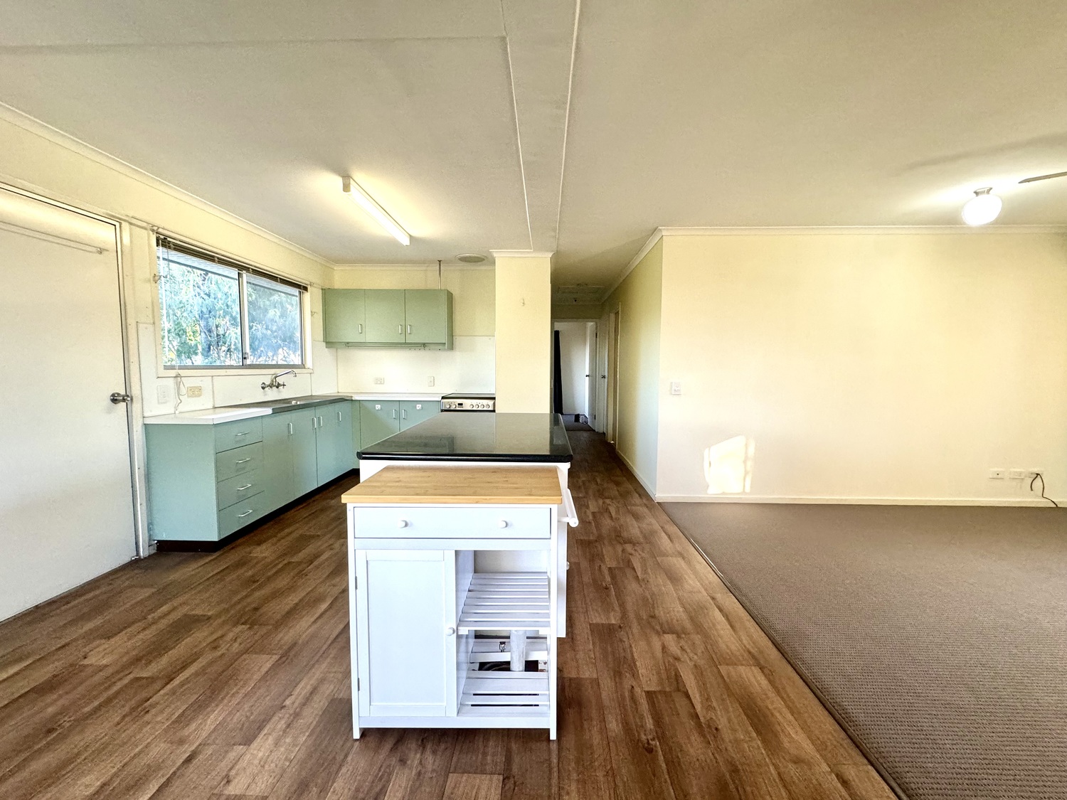 6 BEETSON Street, Moranbah Sold by Infinity Property Specialists - image 8