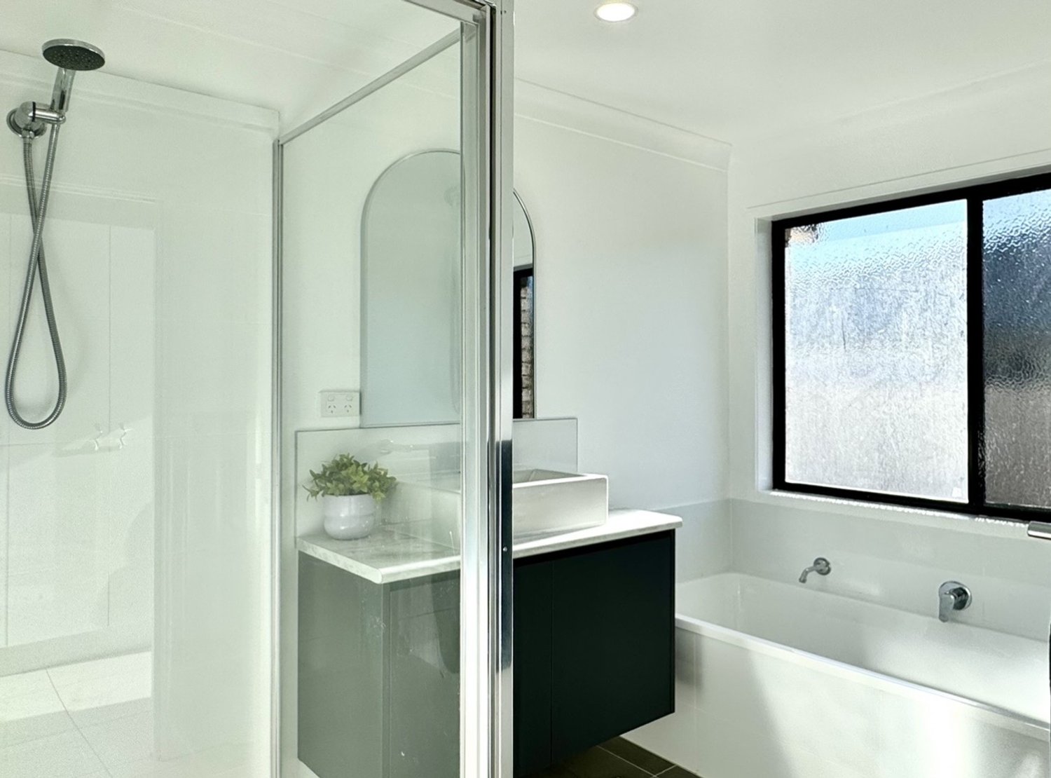 52 LAMBERT Drive, Moranbah Sold by Infinity Property Specialists - image 19