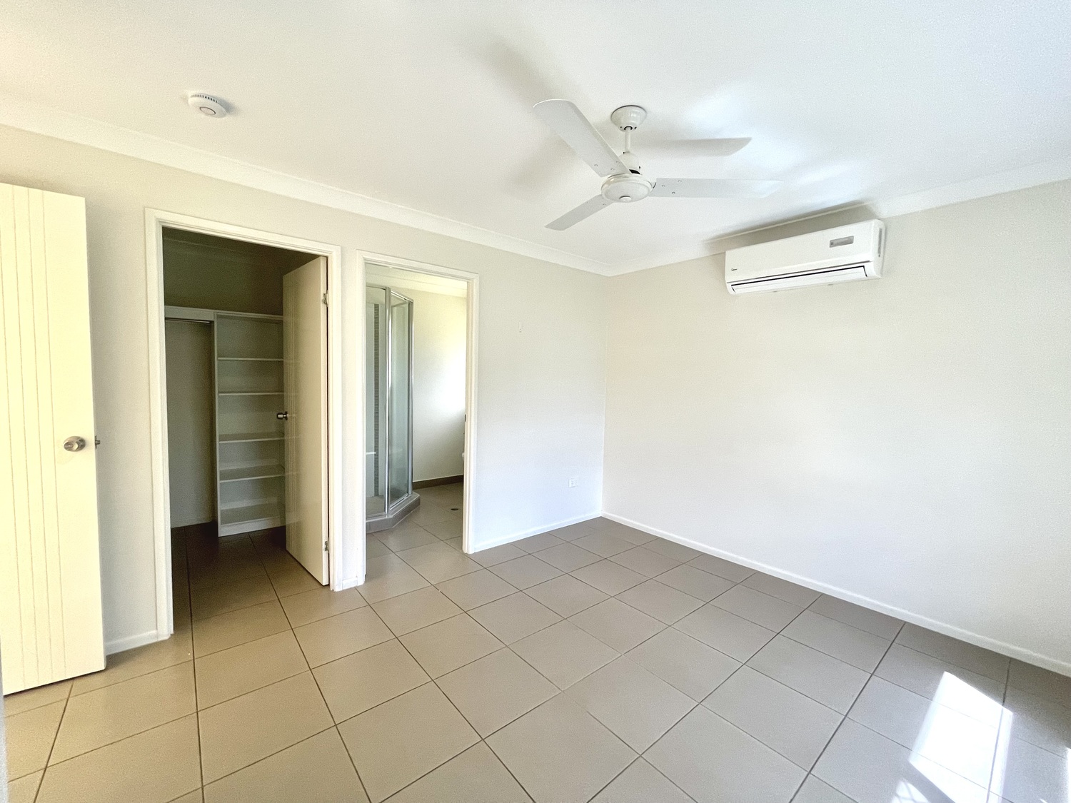 29 LANGFORD Court, Moranbah Sold by Infinity Property Specialists - image 9