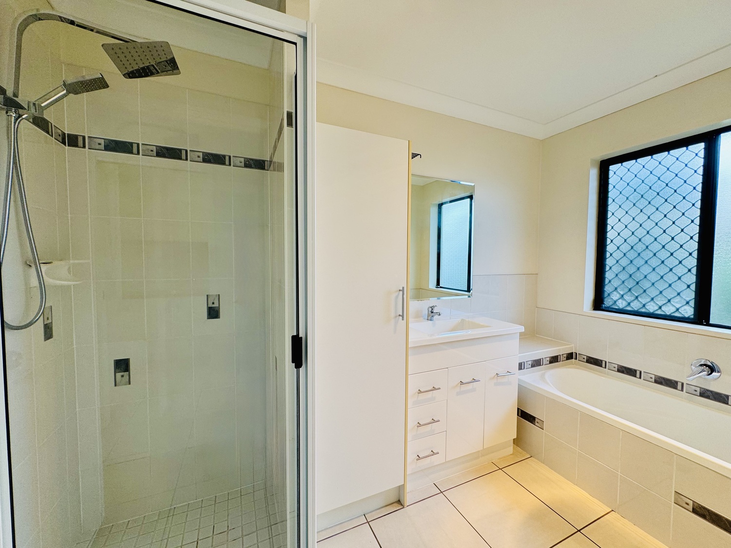 9 MACPHERSON Street, Moranbah Sold by Infinity Property Specialists - image 25