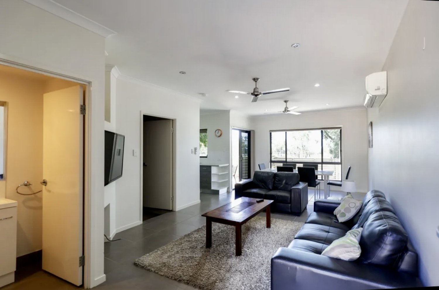1, 2 And 3/44  KENNEDY Drive, Moranbah For Sale by Infinity Property Specialists - image 11