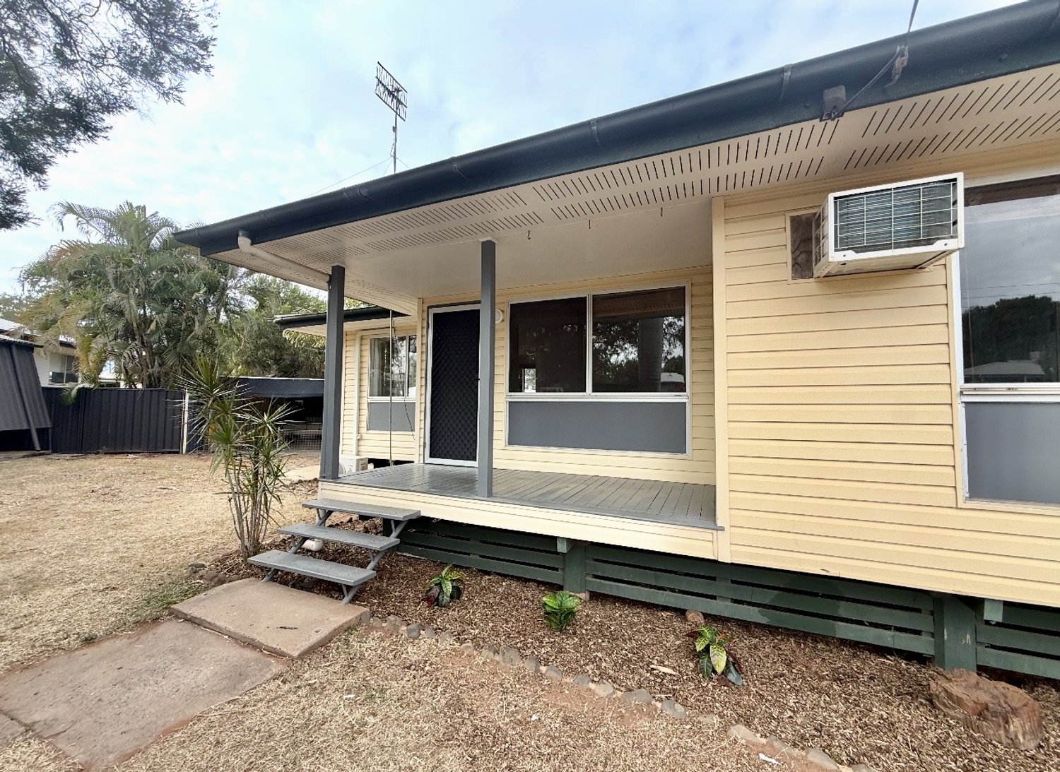 10 HARRIS Court, Moranbah Leased by Infinity Property Specialists - image 14