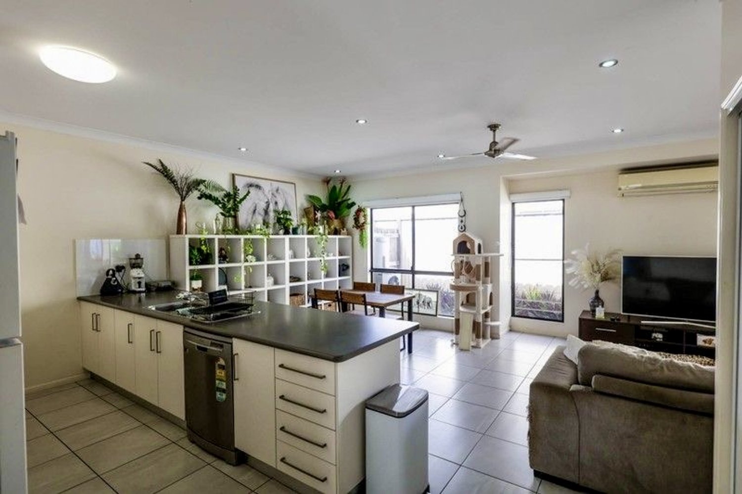 4/40 SCHIFCOFSKE Drive, Moranbah For Lease by Infinity Property Specialists - image 4