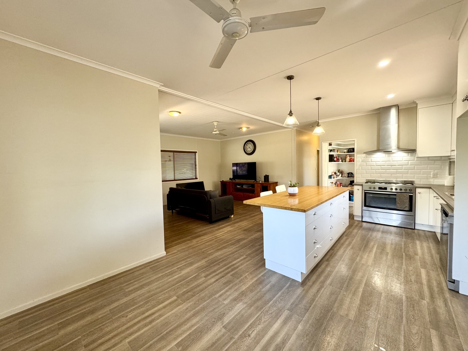32 GOOLAGONG Crescent, Moranbah Sold by Infinity Property Specialists - image 5