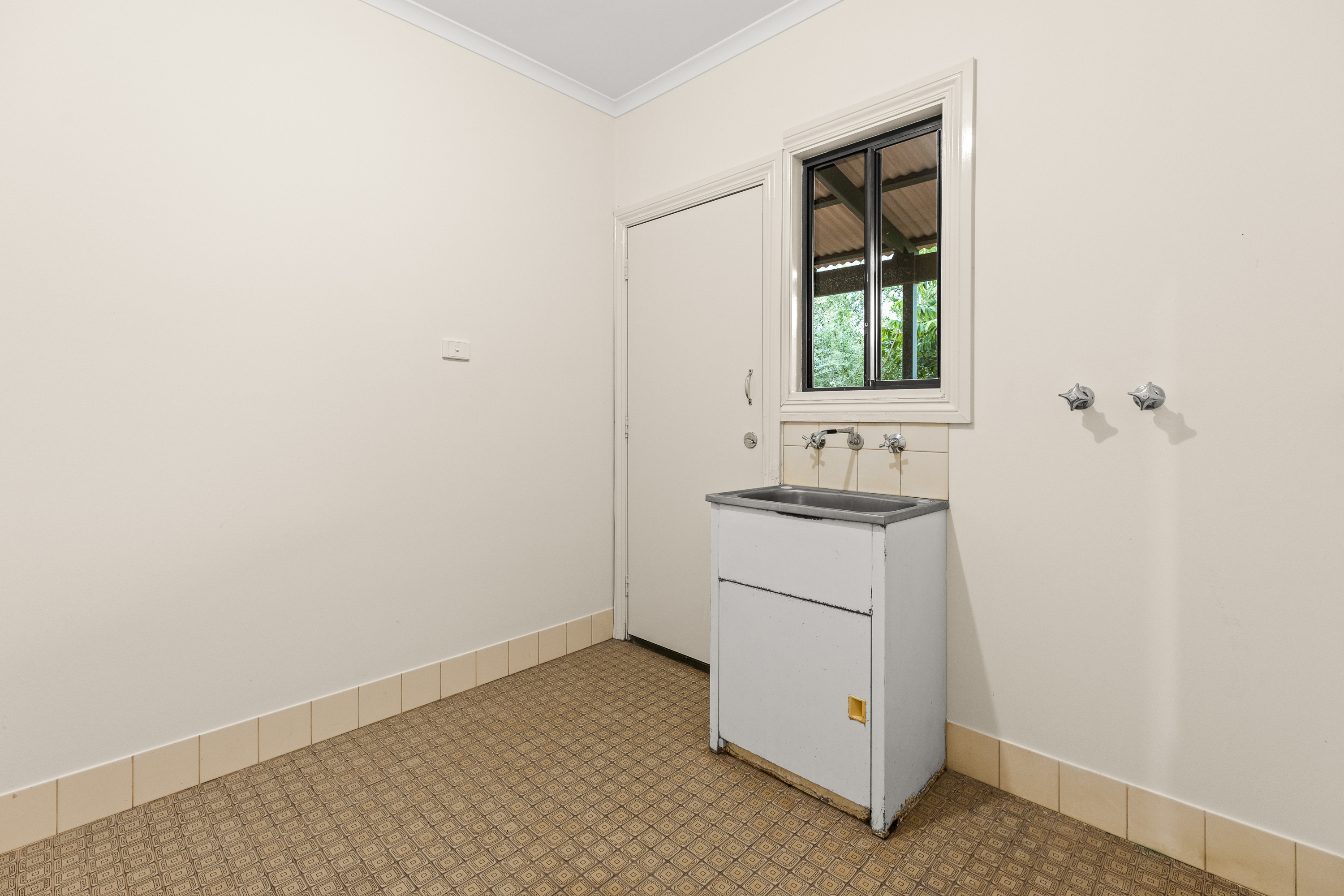 LEASED – HOME OPEN CANCELED