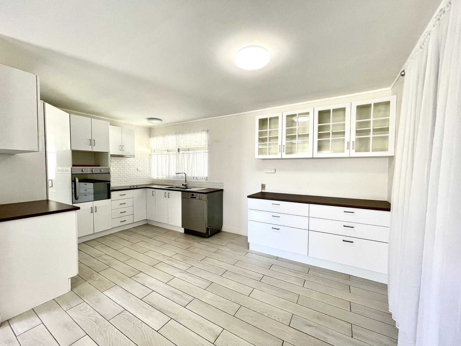 51 LEICHHARDT Drive, Moranbah For Lease by Infinity Property Specialists - image 2