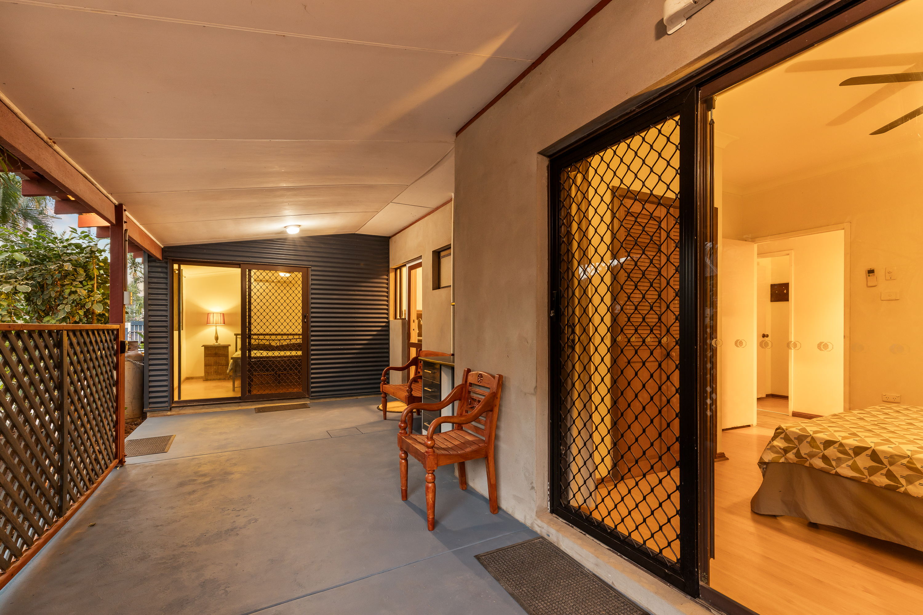 Tropical Cable Beach Living with Pool & Shed
