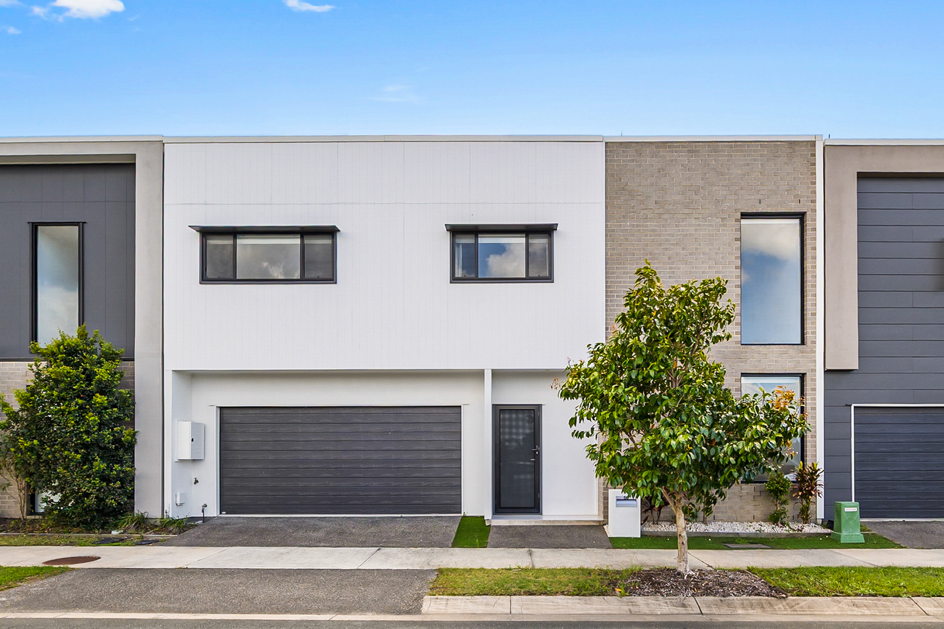 Rental properties & online application form