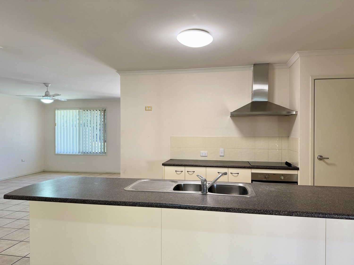 44 YEATES Street, Moranbah Leased by Infinity Property Specialists - image 14
