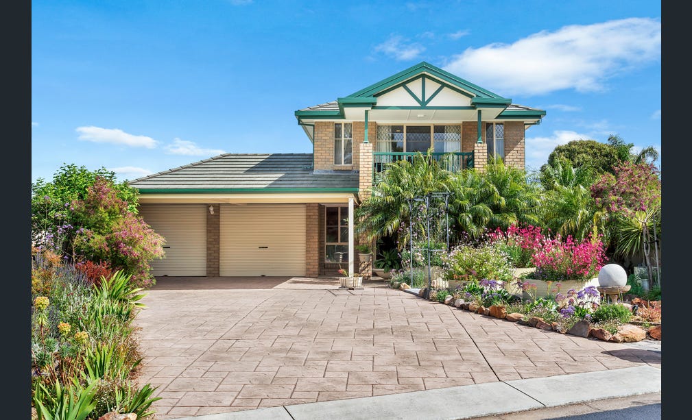 Real Estate For Sale 1 Equestrian Drive, Woodcroft SA 5162