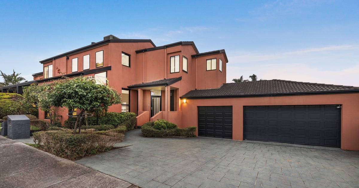 16 Tirhatuan Drive, Rowville VIC 3178 - property.com.au