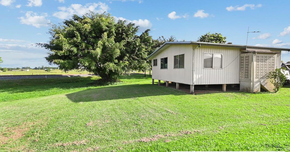 7 Meyer Avenue, Wangan QLD 4871