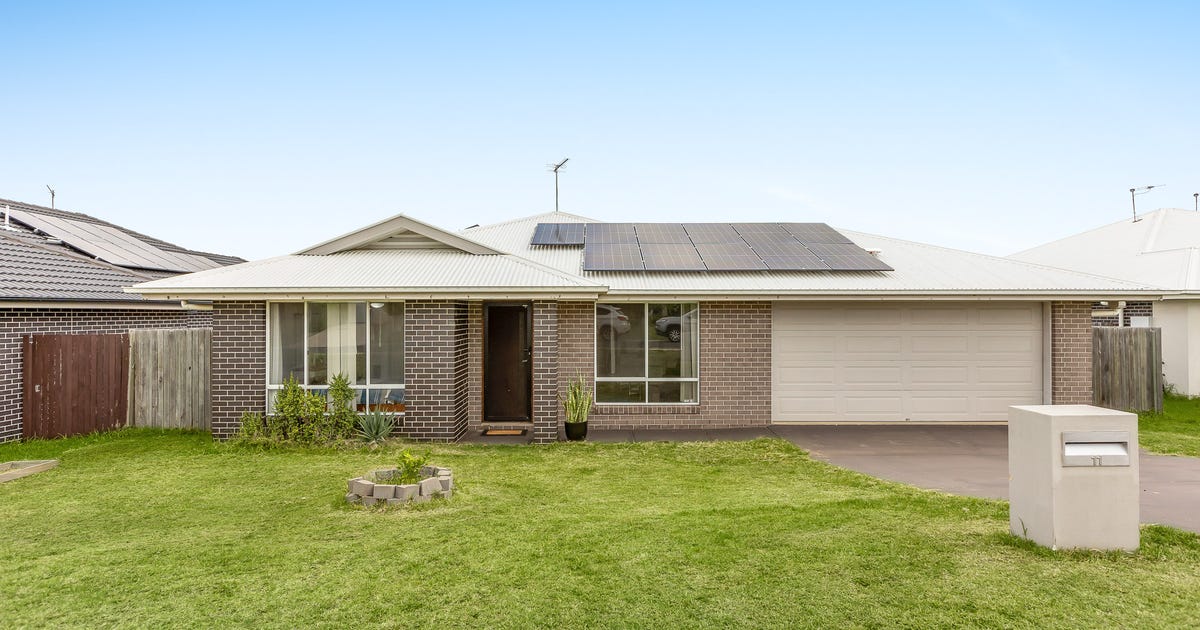 11 Heywood Street, Glenvale QLD 4350