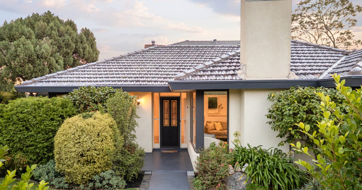 9 Seaview Street, Mount Waverley VIC 3149 - property.com.au
