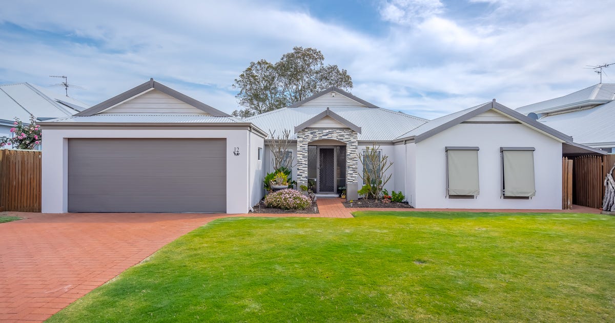 12 Carnarvon Way, Erskine WA 6210