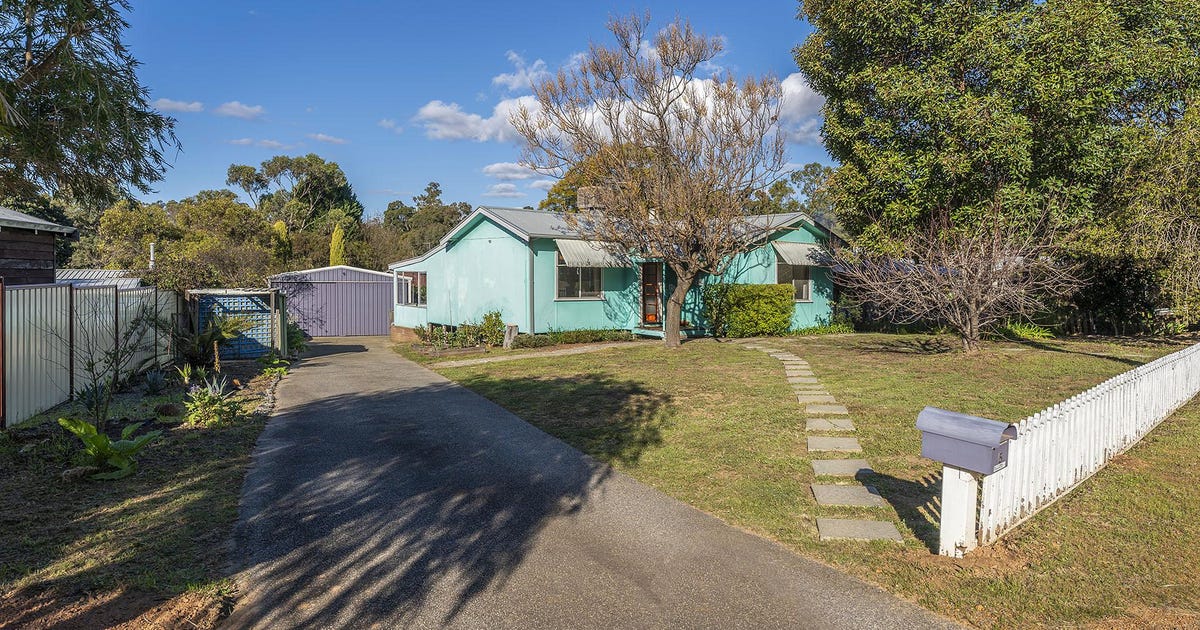 5 Brady Road, Jarrahdale WA 6124