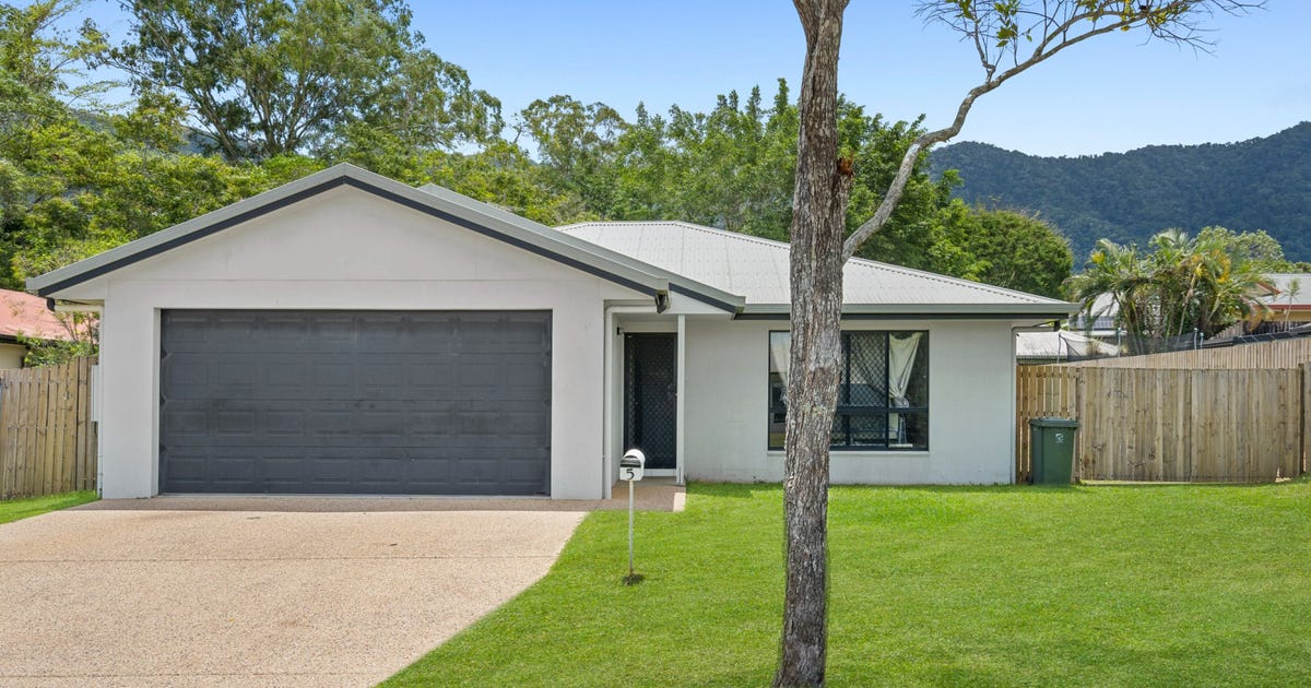 5 Hillman Place, Bentley Park QLD 4869