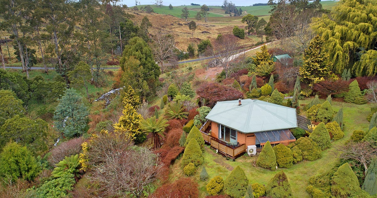 10 Lockington Road, Lower Wilmot TAS 7310