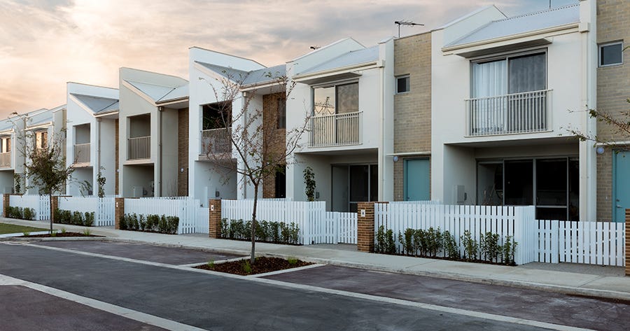 18 Ametrine Street, Treeby WA 6164 - property.com.au