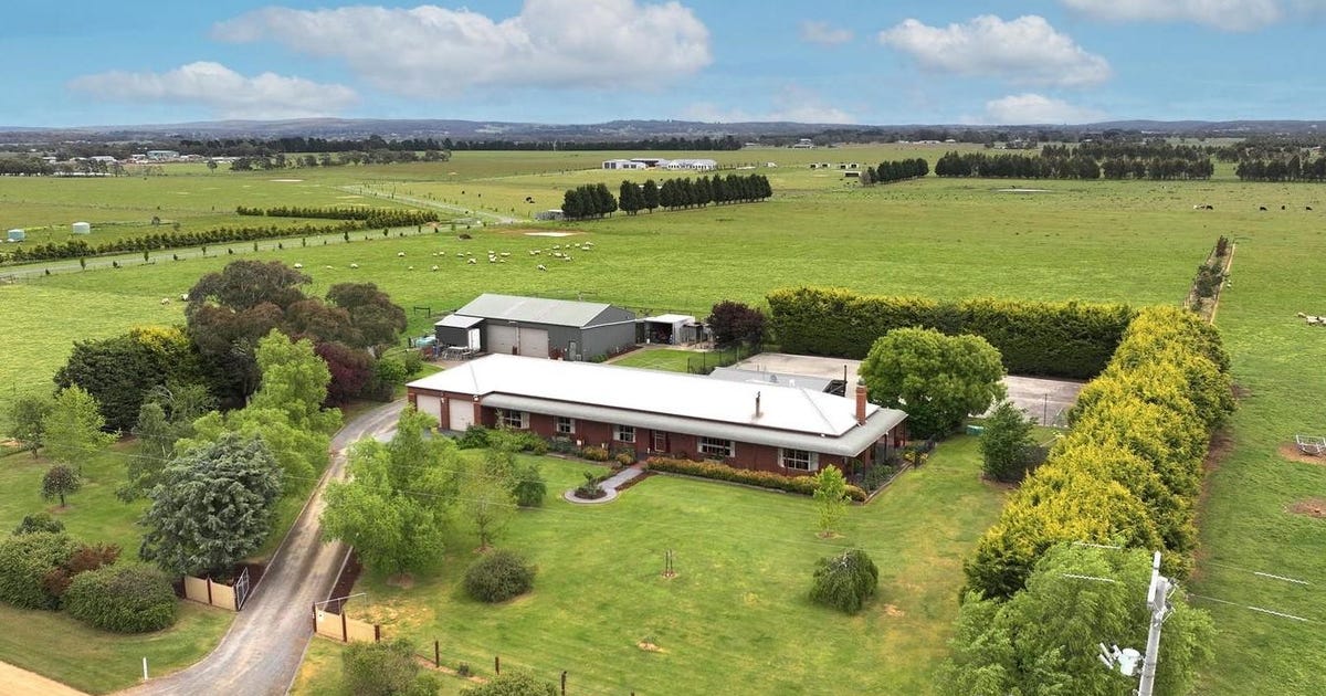 189 Heinzs Road, Cambrian Hill VIC 3352