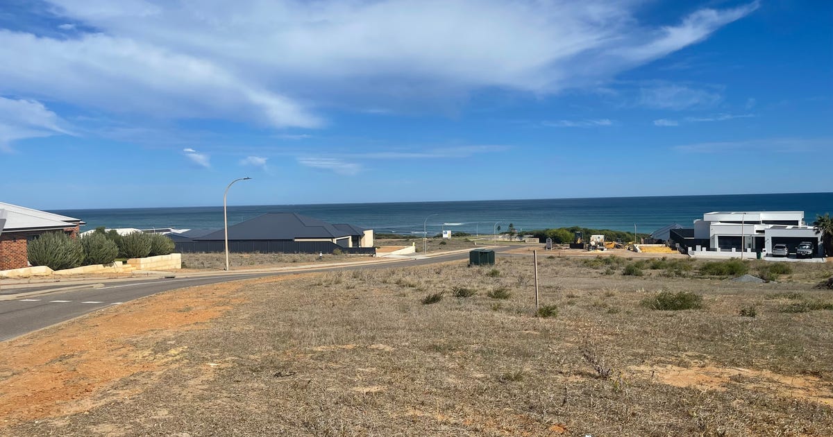2 Sunset Cove, Dongara WA 6525