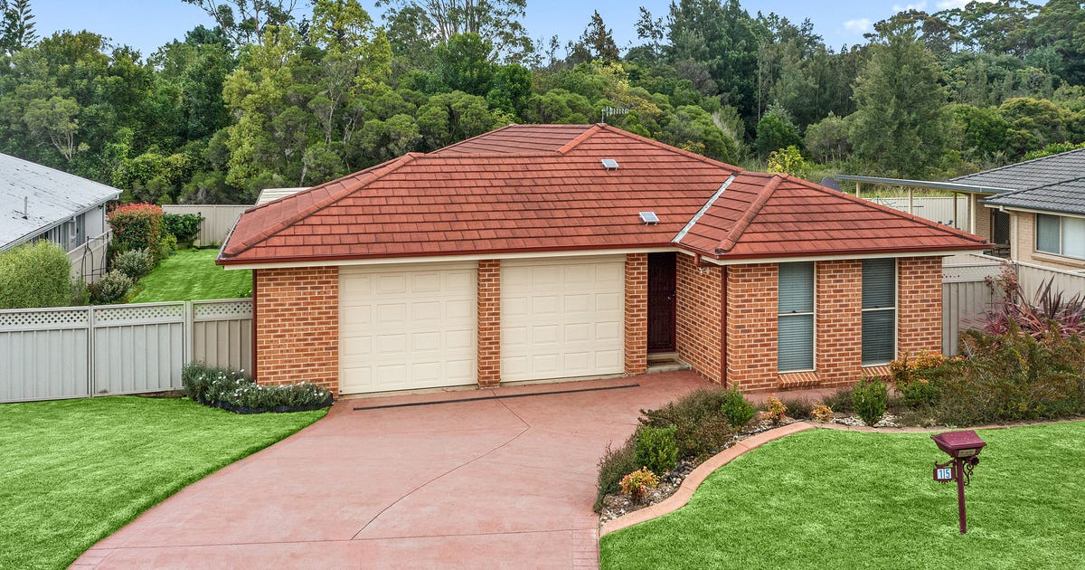 15 Emerald Drive, Meroo Meadow NSW 2540