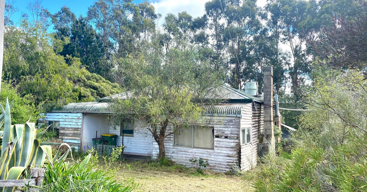 93 Russell Street, Digby VIC 3309