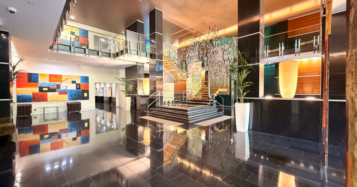 37/22 St Georges Terrace, Perth WA 6000 - property.com.au