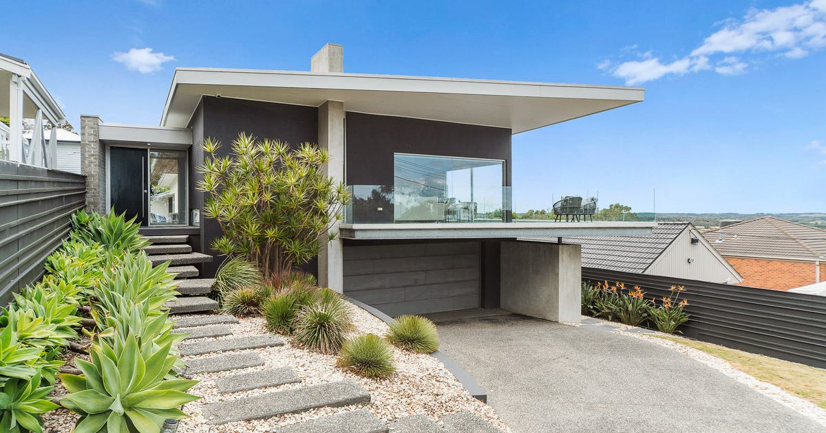 171 Wooralla Drive, Mount Eliza VIC 3930