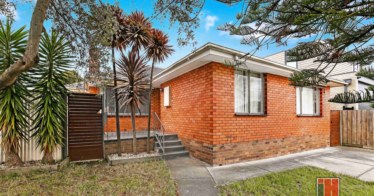 32 Range Road, Burwood East VIC 3151 - property.com.au