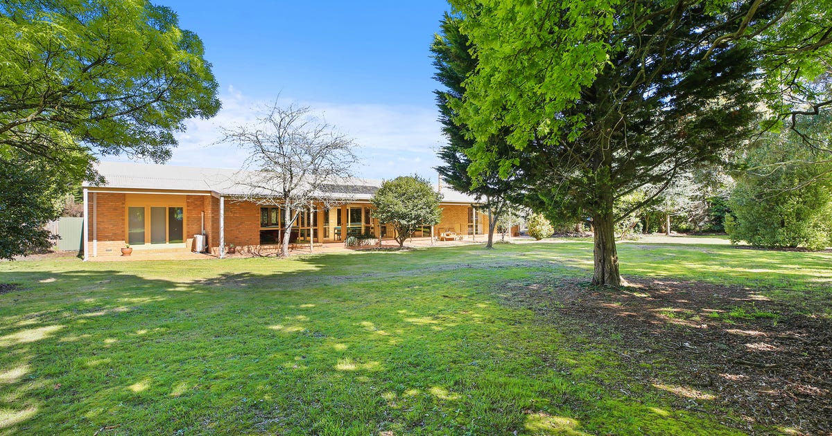 1205 Moewillow Grove Road, Willow Grove VIC 3825