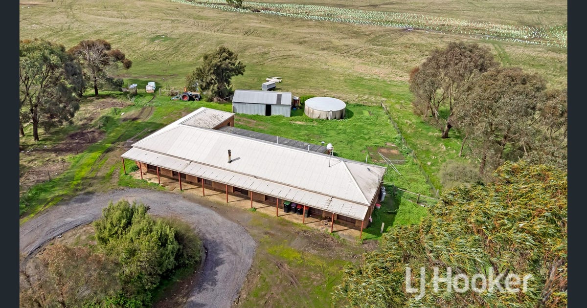 206 Road, Gisborne VIC 3437
